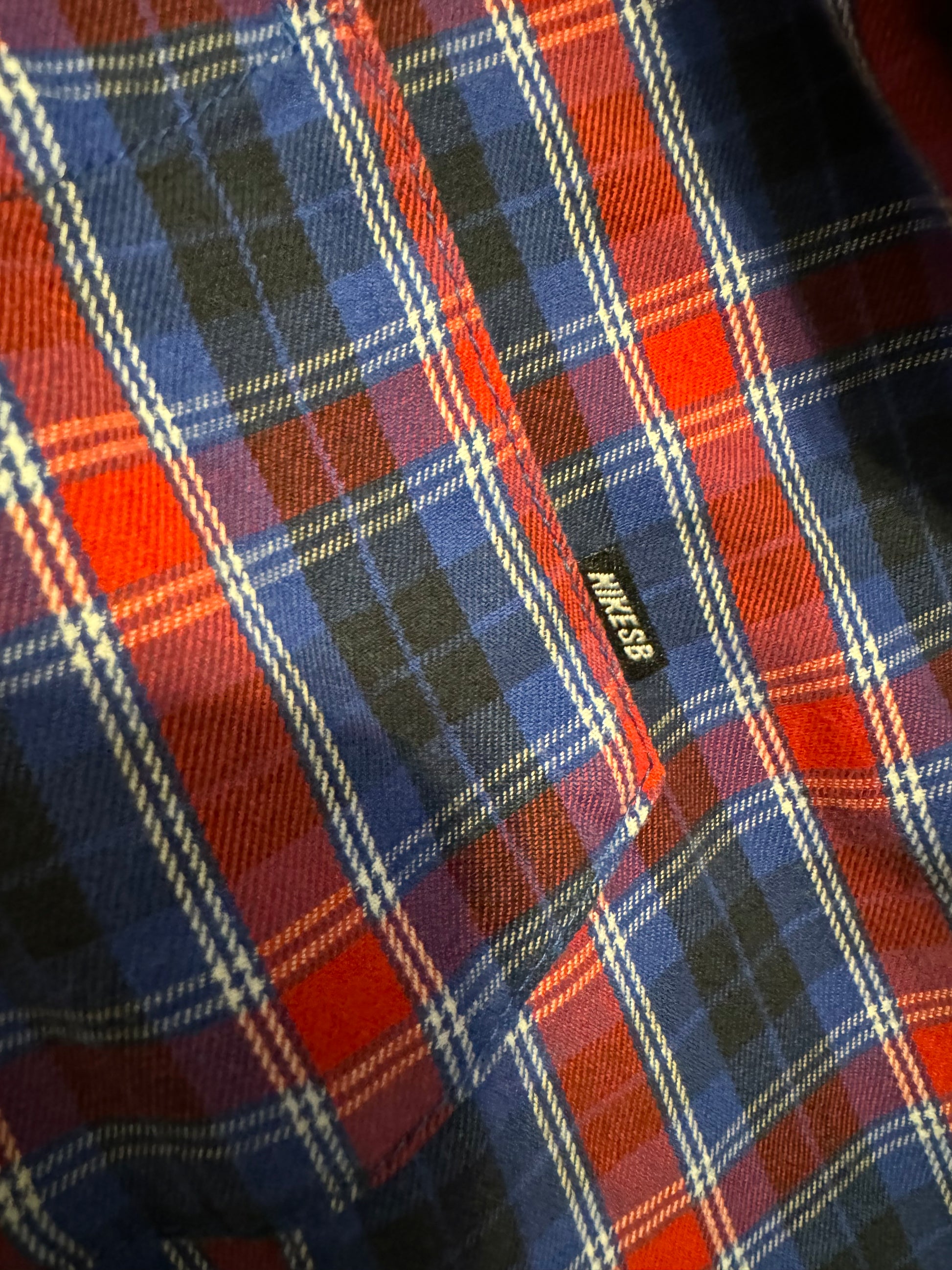 Nike SB Plaid Long Sleeve Button-Up. Size XL.